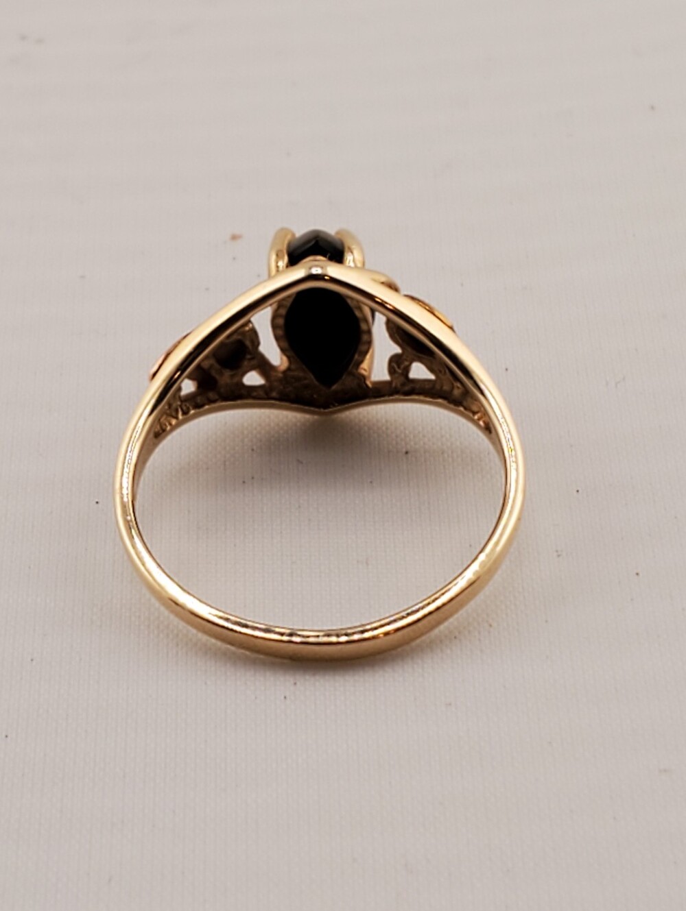 10k Black Hills Gold MOP Ring 6.75 - Picture 7 of 11